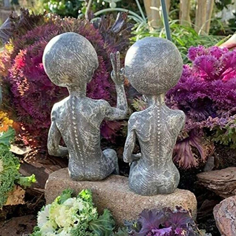 Outer Space Alien Statue Martians Garden Figurine Set Garden Decoration Outdoor Jardineria