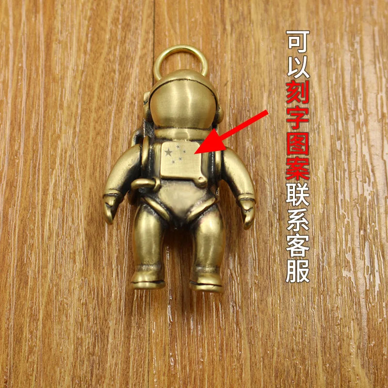 Solid Brass Astronaut Metal Figurine Keychain Pendant Luggage Accessories Decorative Figurines DIY Accessoires Miniatures