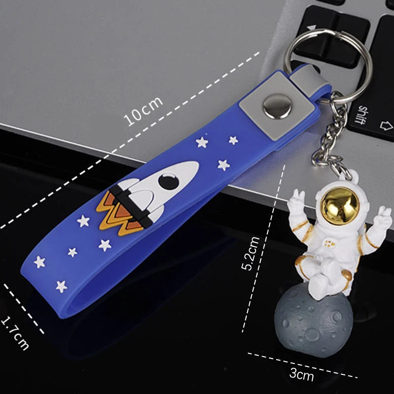 New Astronaut Decor Action Figures And Moon Keychain Resin Astronaut Statue Room Office Desktop Decoration Presents Key Chain