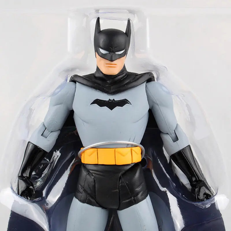 16cm Hot Toys DC Designer Series Darwyn Cook's First Generation Batman PVC Anime Figure Collection Model Ornaments Trendy Gift