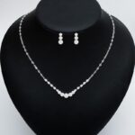 Jewelry Set Four-piece Suit Rhinestone Rhinestone Chrome 1 Necklace 1 Bracelet Bag Earrings Women's Fashion Round Jewelry Set For Party Wedding