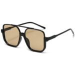 Retro brown sunglasses, stylish and trendy, high-end semi-rimmed glasses for street photography. Large frames that slim the face, perfect for sun protection.